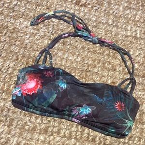 Lululemon bikini top